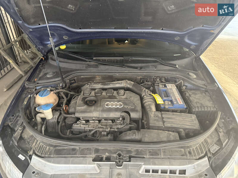 Хетчбек Audi A3 2012 в Дніпрі