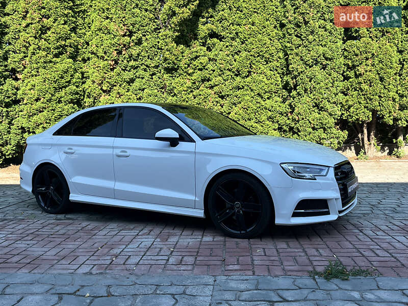Седан Audi A3 2016 в Белой Церкви