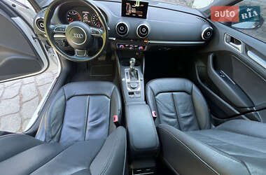 Седан Audi A3 2016 в 