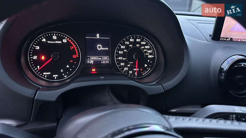 Седан Audi A3 2018 в Львове