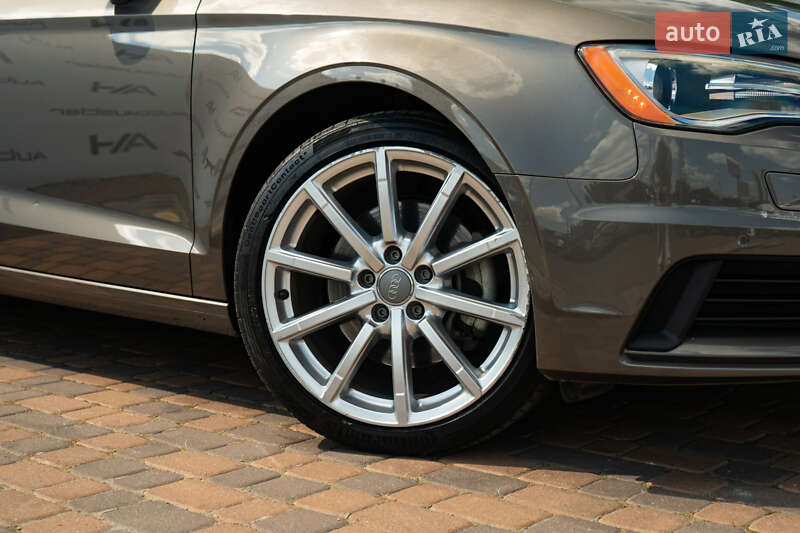 Кабріолет Audi A3 2015 в Києві