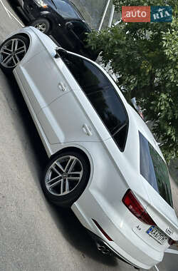Седан Audi A3 2016 в 