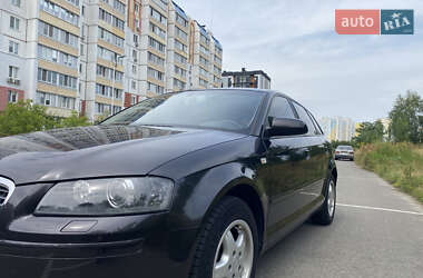 Хэтчбек Audi A3 2006 в 