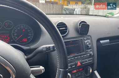 Хэтчбек Audi A3 2006 в 
