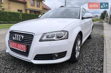 Хэтчбек Audi A3 2010 в Луцке