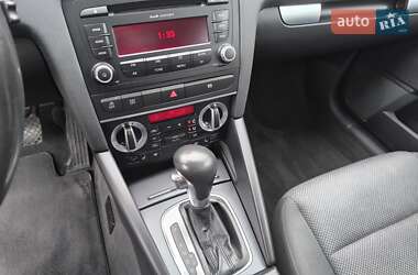 Хэтчбек Audi A3 2010 в 