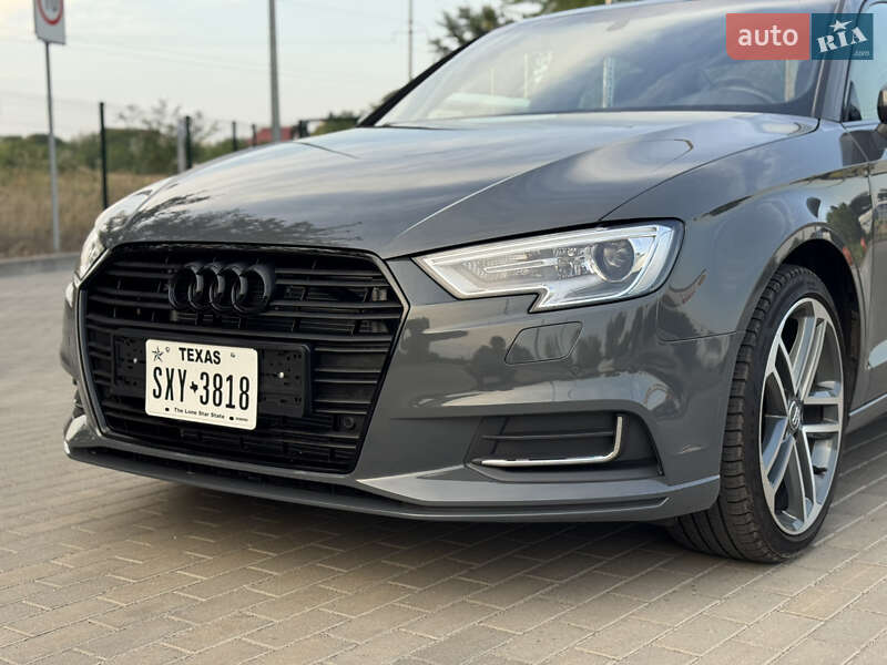 Седан Audi A3 2020 в Запорожье