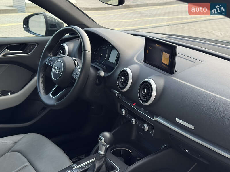 Седан Audi A3 2020 в Запорожье