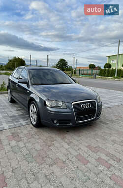 Хэтчбек Audi A3 2007 в 