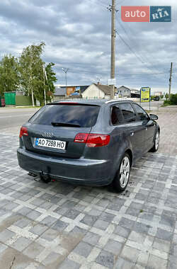 Хэтчбек Audi A3 2007 в 