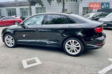 Седан Audi A3 2015 в 