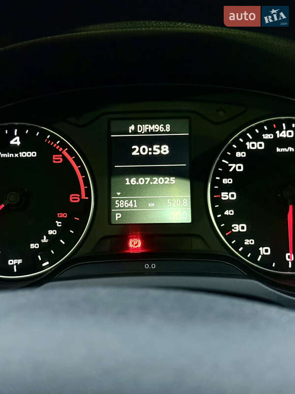 Седан Audi A3 2016 в Киеве