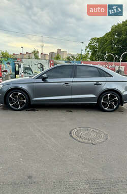 Седан Audi A3 2016 в Киеве