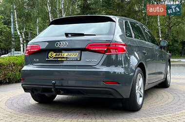 Хэтчбек Audi A3 2019 в 