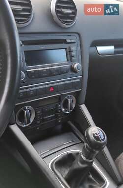 Хэтчбек Audi A3 2012 в 