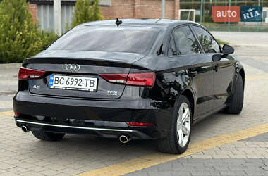 Седан Audi A3 2016 в 