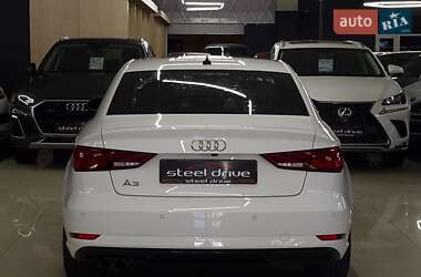 Седан Audi A3 2020 в 