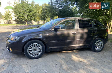 Хэтчбек Audi A3 2005 в 