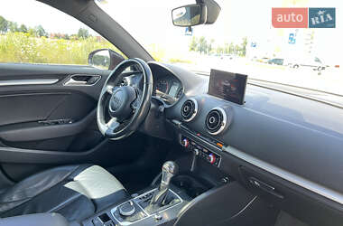 Седан Audi A3 2015 в 