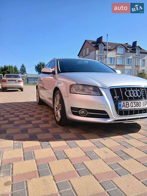 Хэтчбек Audi A3 2012 в Гайсине