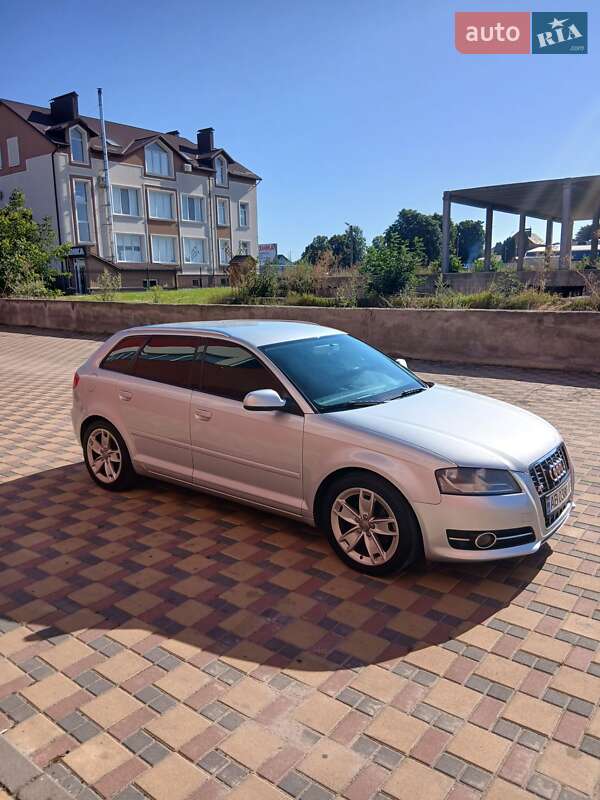 Хэтчбек Audi A3 2012 в Гайсине