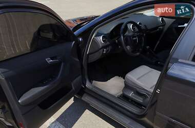 Хэтчбек Audi A3 2010 в 