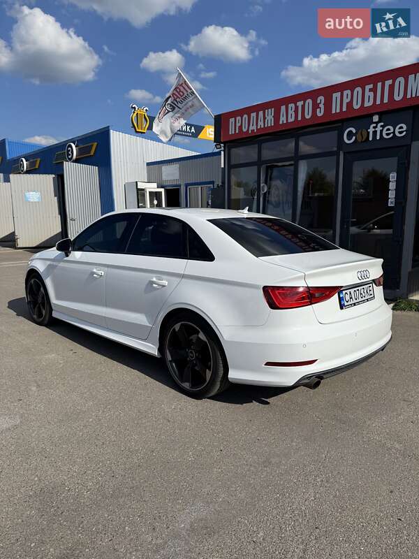 Седан Audi A3 2016 в Каменке