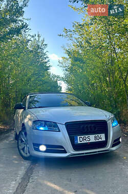 Кабріолет Audi A3 2010 в 