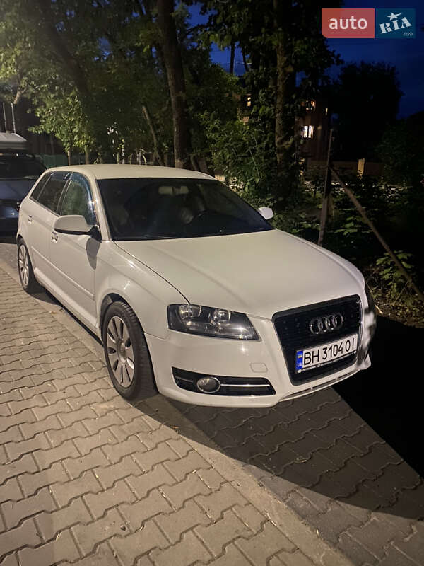 Хэтчбек Audi A3 2012 в Львове