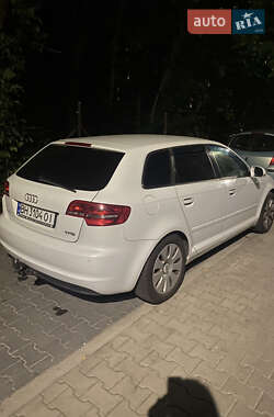 Хэтчбек Audi A3 2012 в 