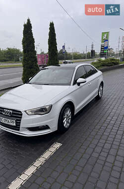 Седан Audi A3 2015 в 