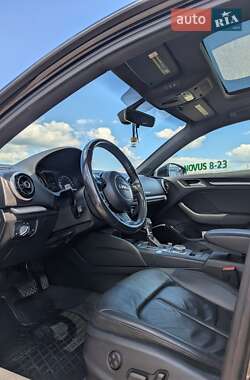 Хэтчбек Audi A3 2016 в Киеве