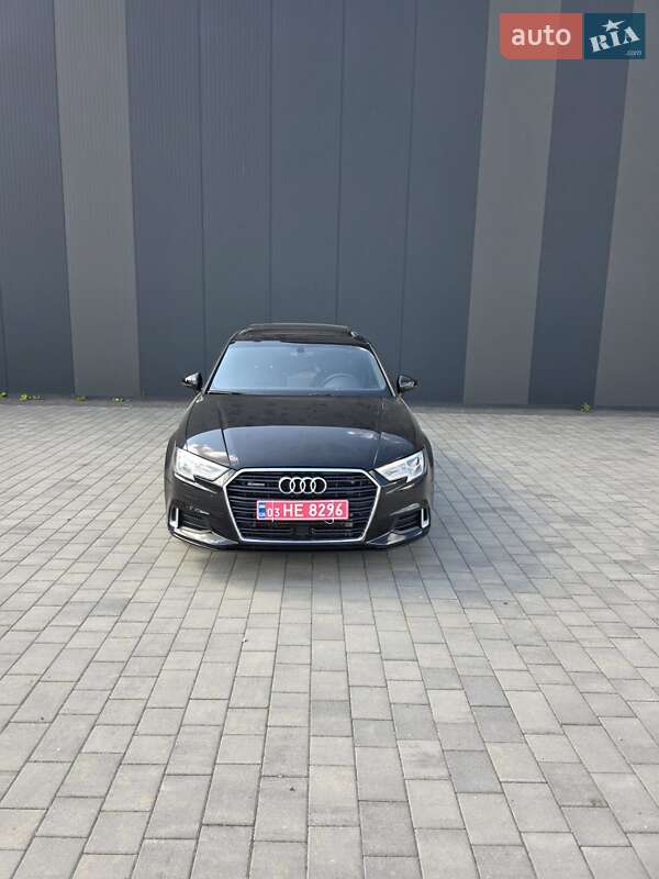 Седан Audi A3 2017 в Ковеле