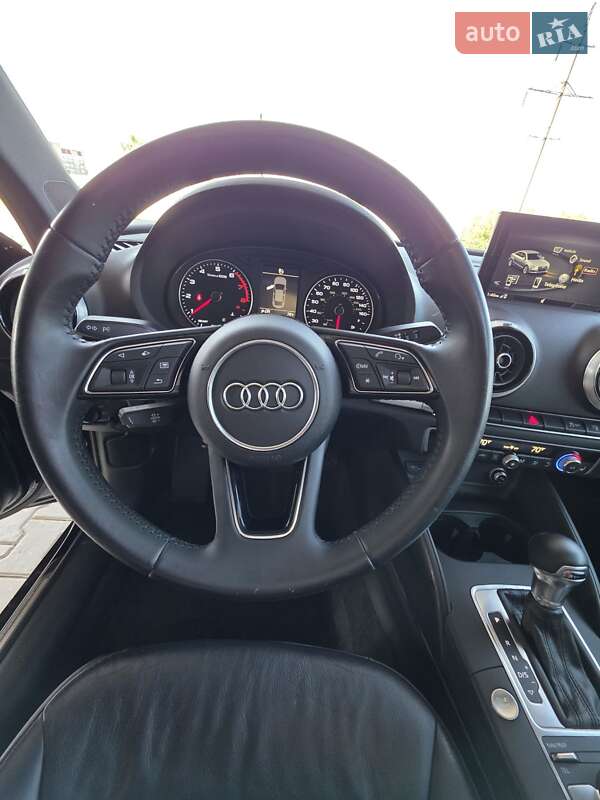 Седан Audi A3 2017 в Ковеле