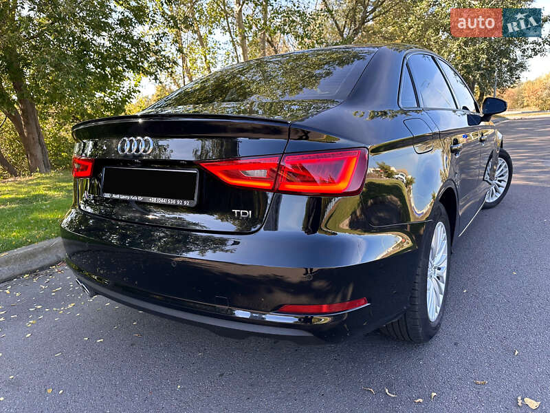 Седан Audi A3 2016 в Киеве фото 18 Седан Audi A3 2016 в Киеве