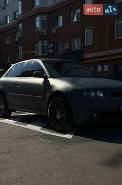 Хэтчбек Audi A3 1998 в 