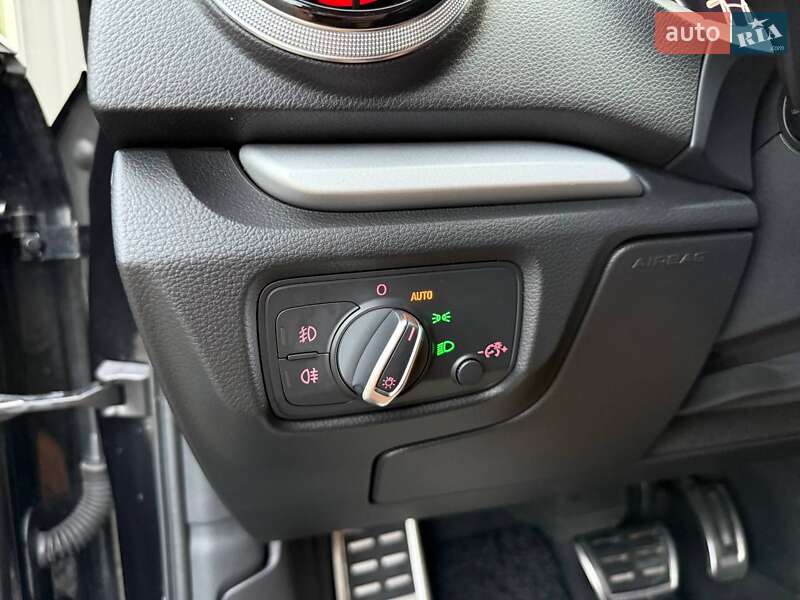 Седан Audi A3 2014 в Хмельницькому