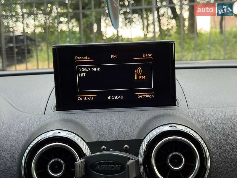 Седан Audi A3 2014 в Хмельницькому