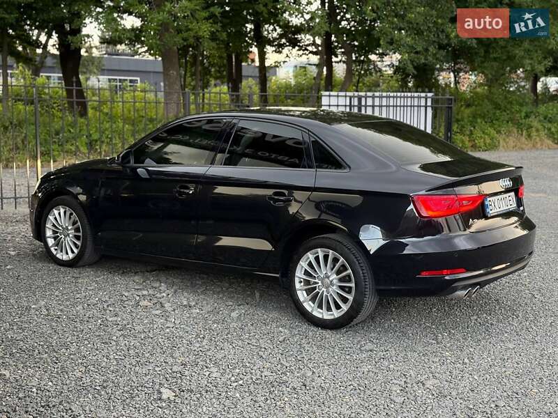 Седан Audi A3 2014 в Хмельницькому