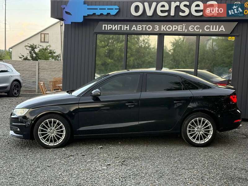 Седан Audi A3 2014 в Хмельницькому