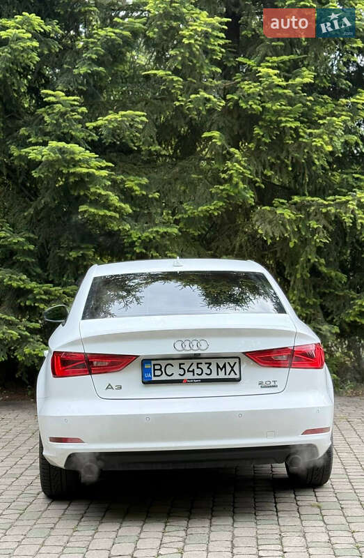 Седан Audi A3 2015 в Львове
