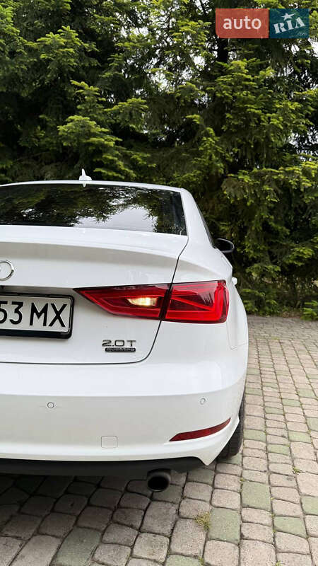 Седан Audi A3 2015 в Львове