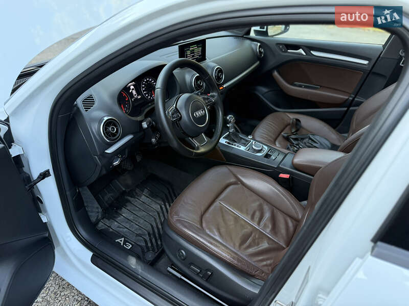 Седан Audi A3 2014 в Одессе