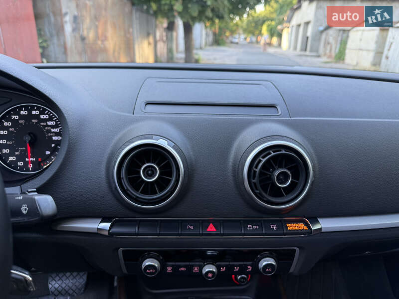 Седан Audi A3 2014 в Одессе