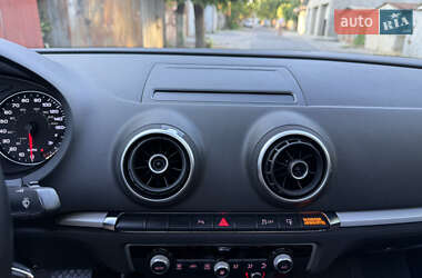 Седан Audi A3 2014 в 