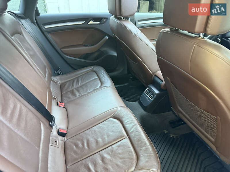 Седан Audi A3 2014 в Одессе