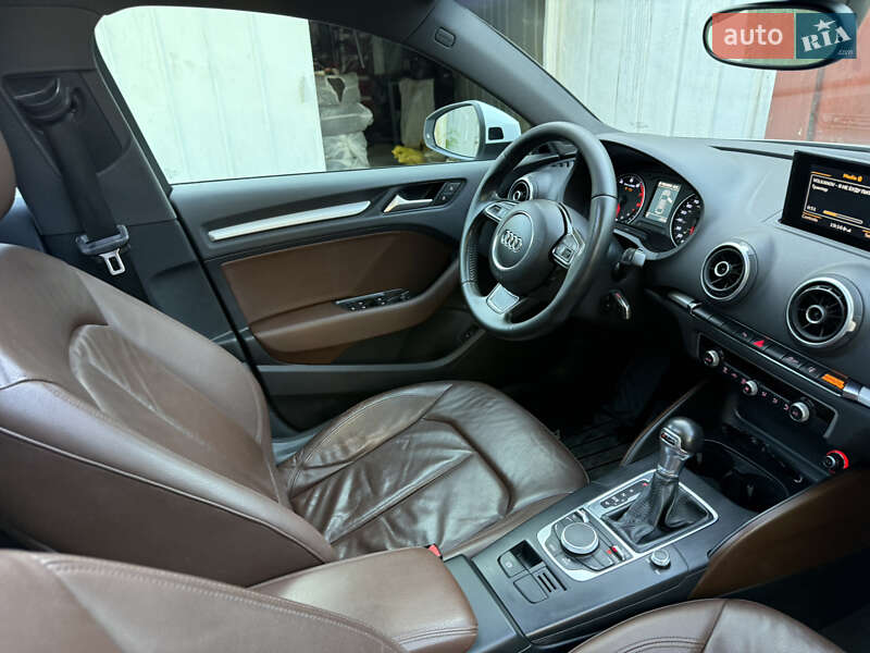 Седан Audi A3 2014 в Одессе