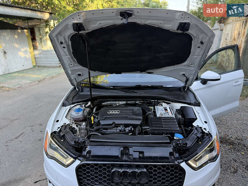 Седан Audi A3 2014 в Одессе