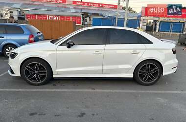 Седан Audi A3 2015 в 
