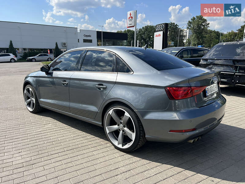 Седан Audi A3 2016 в Полтаві